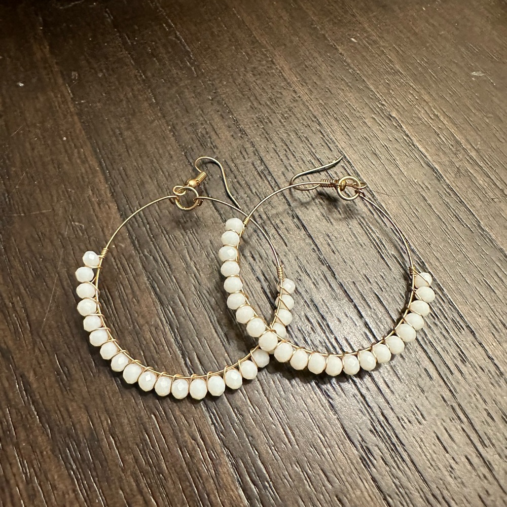 Dangle beaded earrings